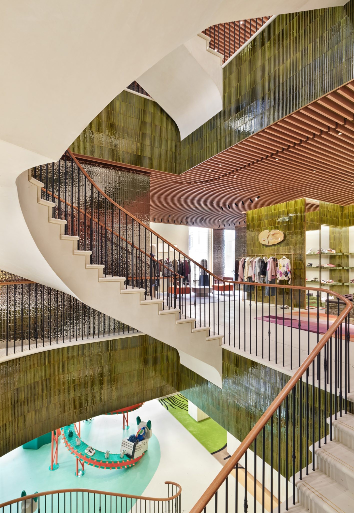 銀座ロエベの旗艦店