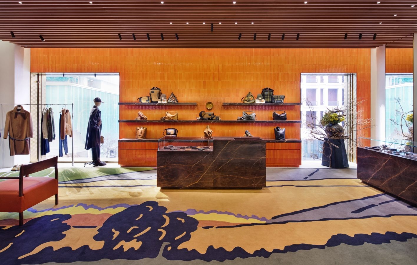 銀座ロエベの旗艦店