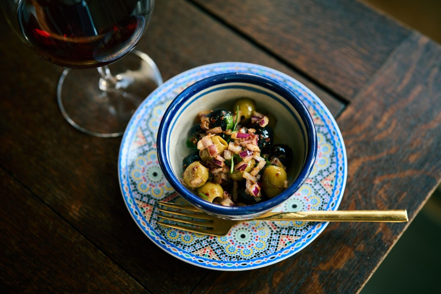 学芸大学「HAN」のハリッサで作るスパイシーオリーブ