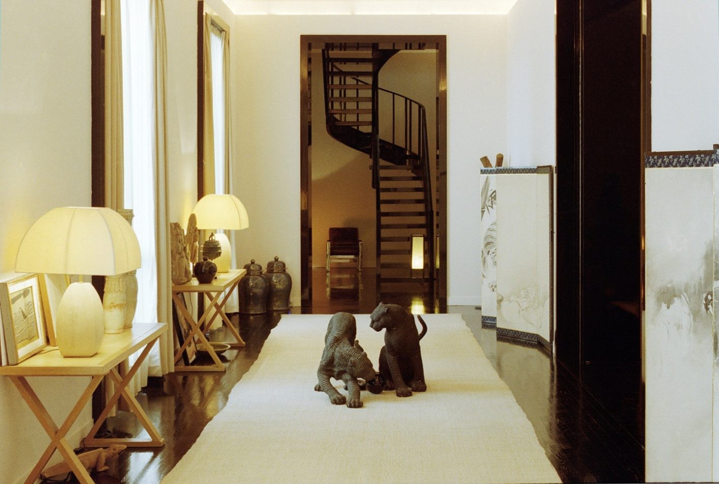 御代田「MMoP」で〈アルマーニ / カーザ〉の美意識に触れて