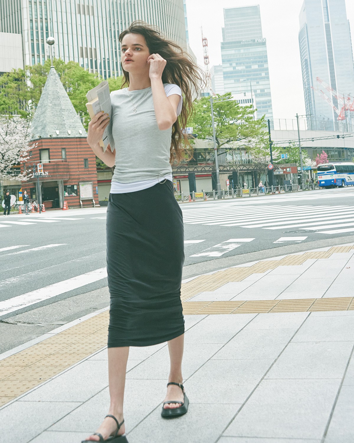 〈マジェスティック フィラチュール〉飾らない日々の洗練カットソー