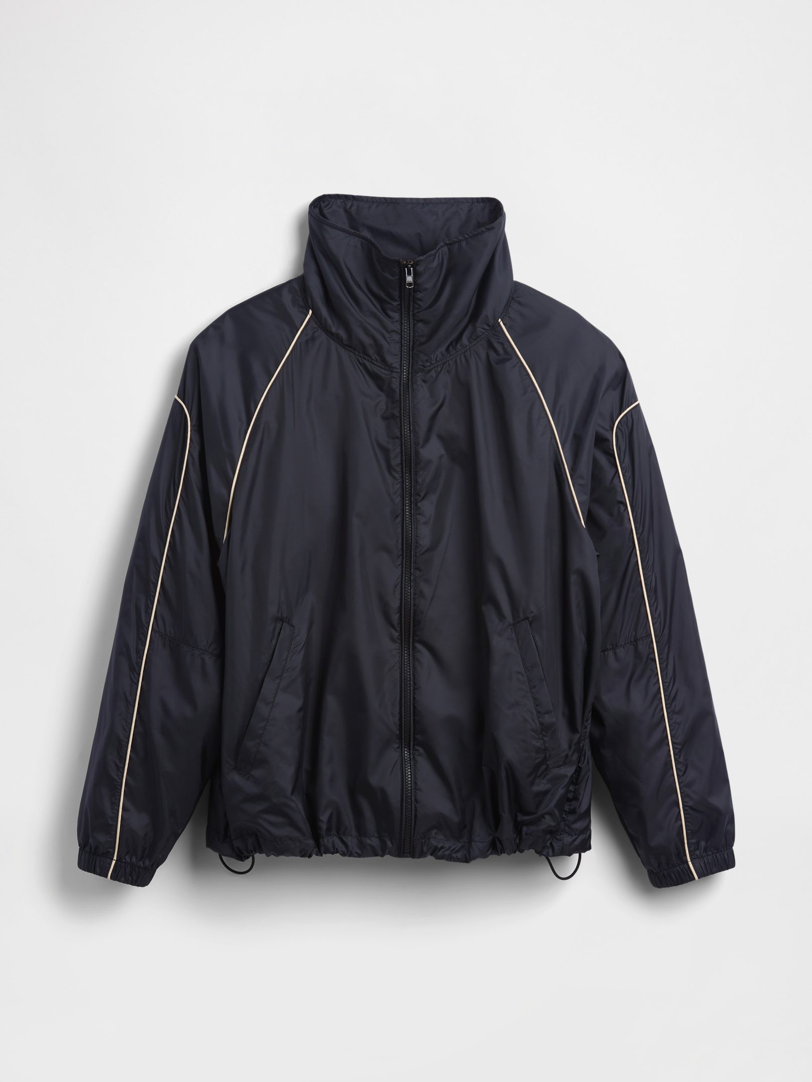 Gap〉× ウイジ・セオドア 世界が熱狂するこの夏のサッカーシーンを彩る 