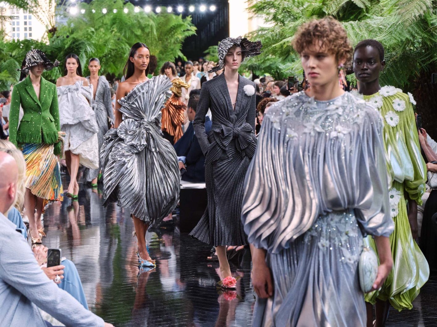 ディオール（DIOR）2026-27年秋冬クチュール コレクションのフィナーレ