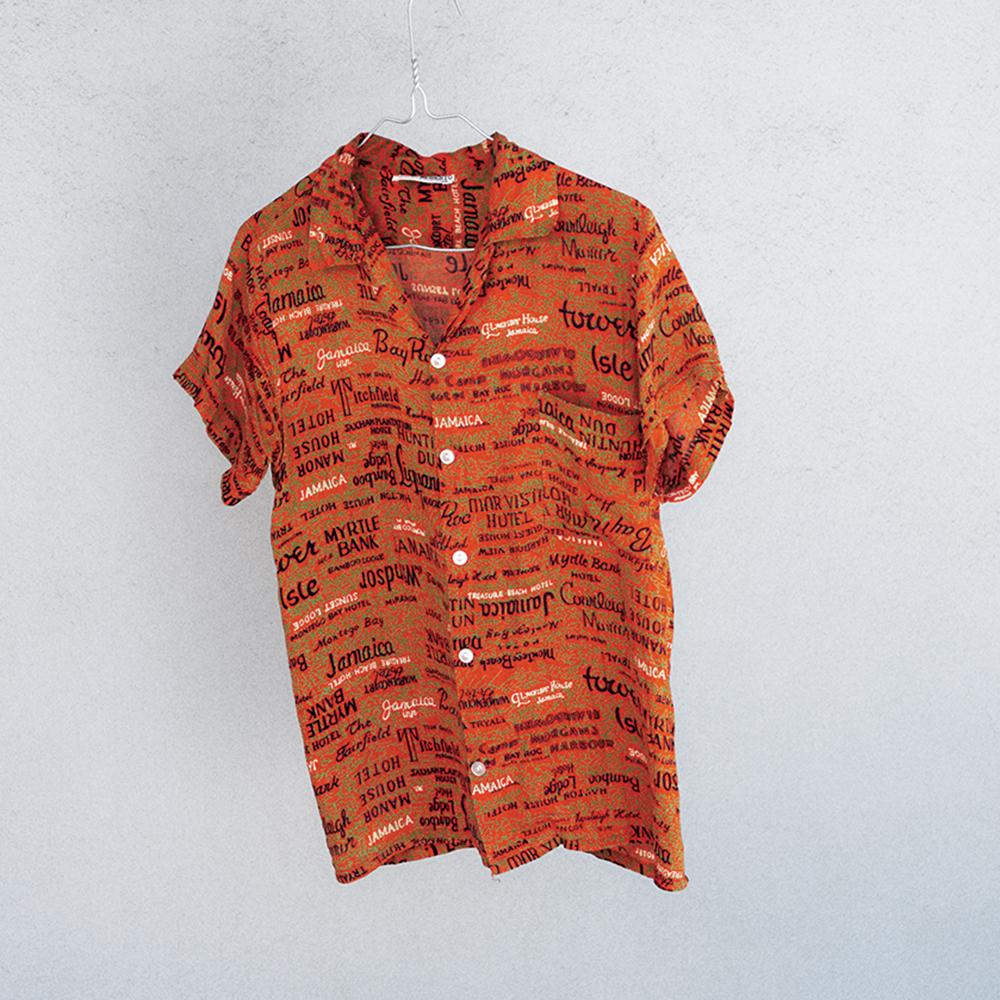 ロンドン・ブリックレーンの古着屋で買った1950年代のシャツ。「ジャマイカなど南…