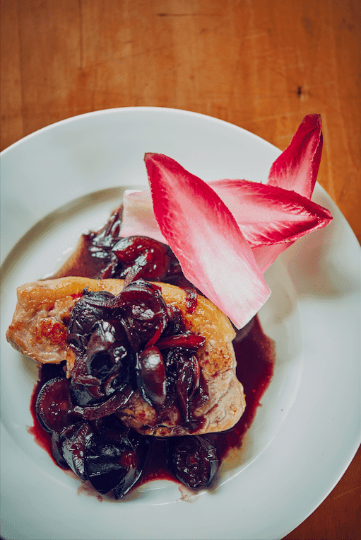 ポークソテーとぶどうソース