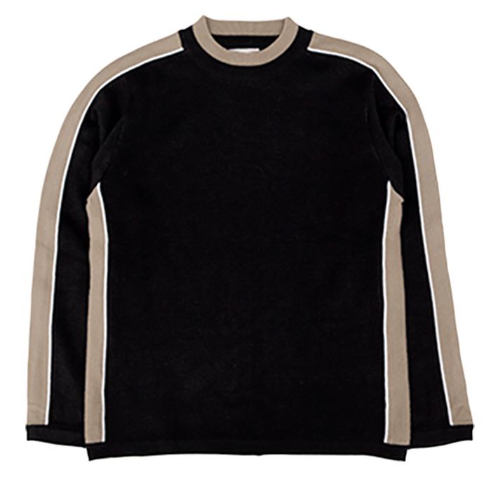 腕と脇下から伸びるラインがスポーツ気分を盛り上げる。落ち着いた配色でモードな佇ま…