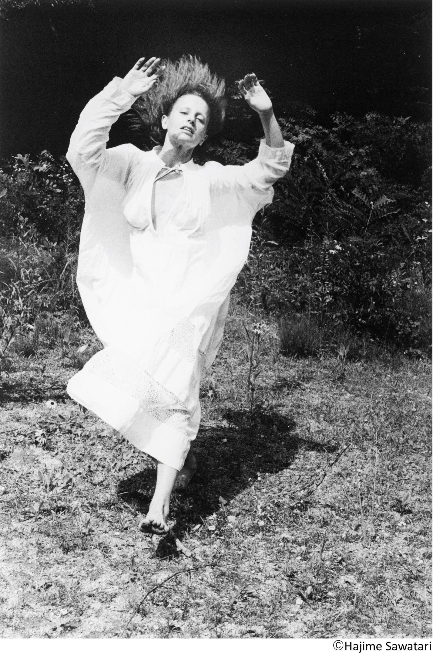 アーツ&サイエンスが写真家 沢渡朔の名作とコラボ