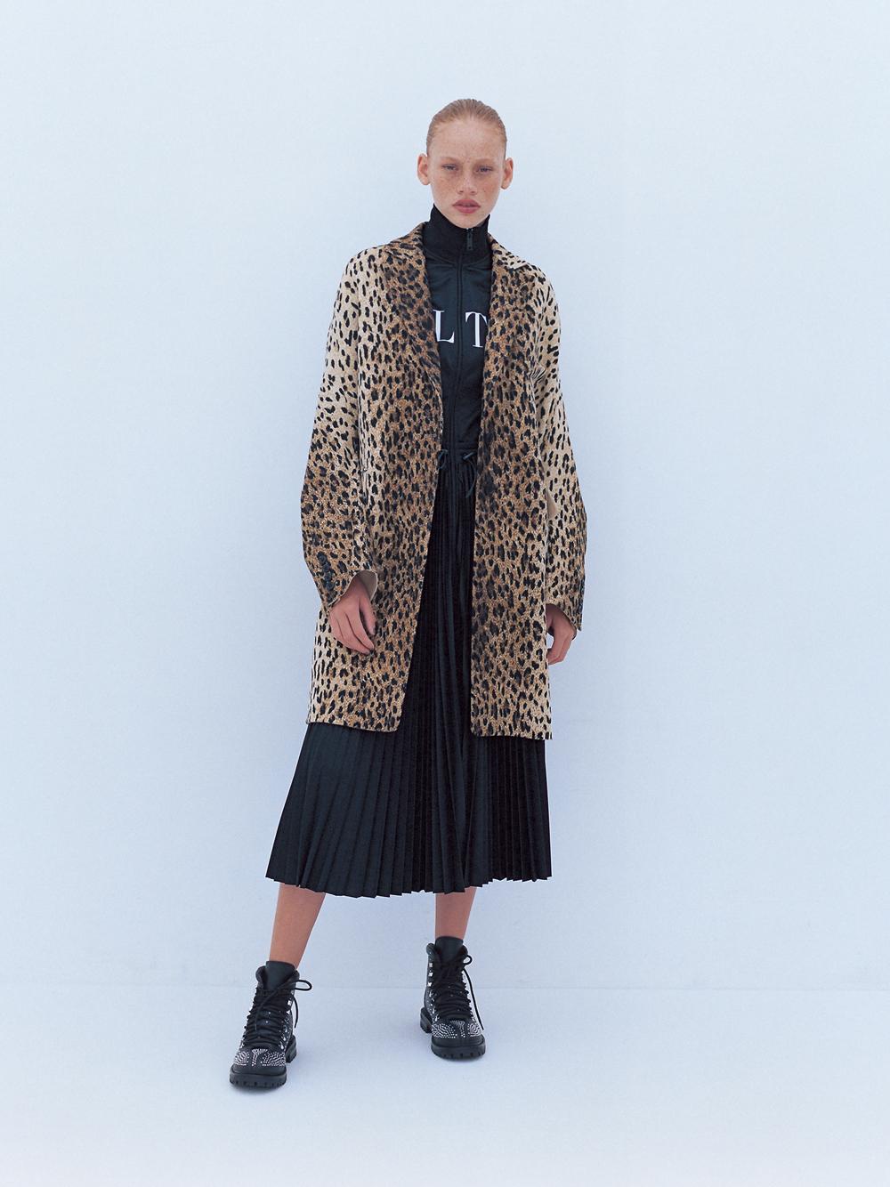 ヴァレンティノの秋は、思うままに、自由に。