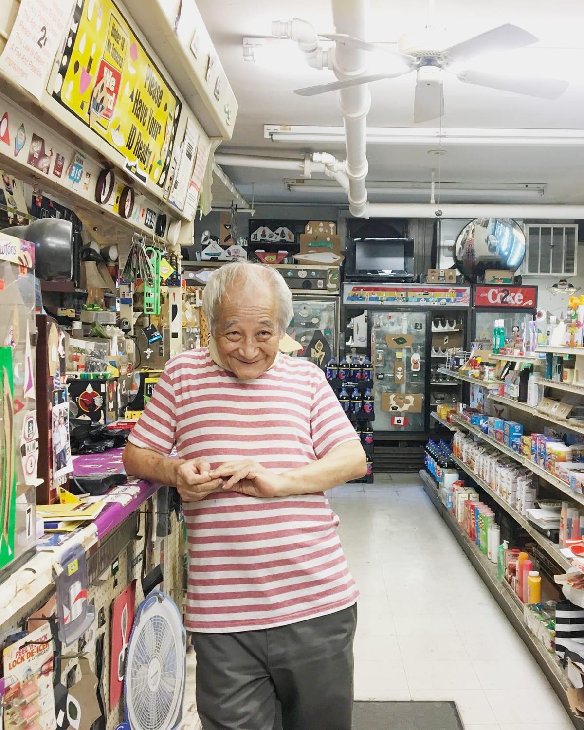 コンビニ丸ごとアートにしちゃった。シカゴのDIYおじいちゃん、トーマスさんに会ってきた