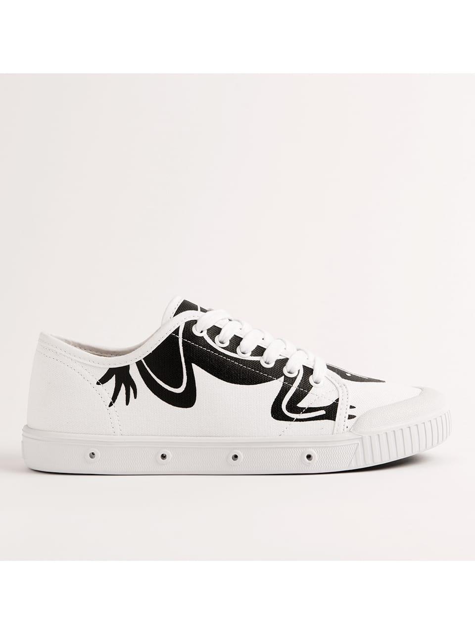 アニエスベー x スプリングコートのコラボシューズ