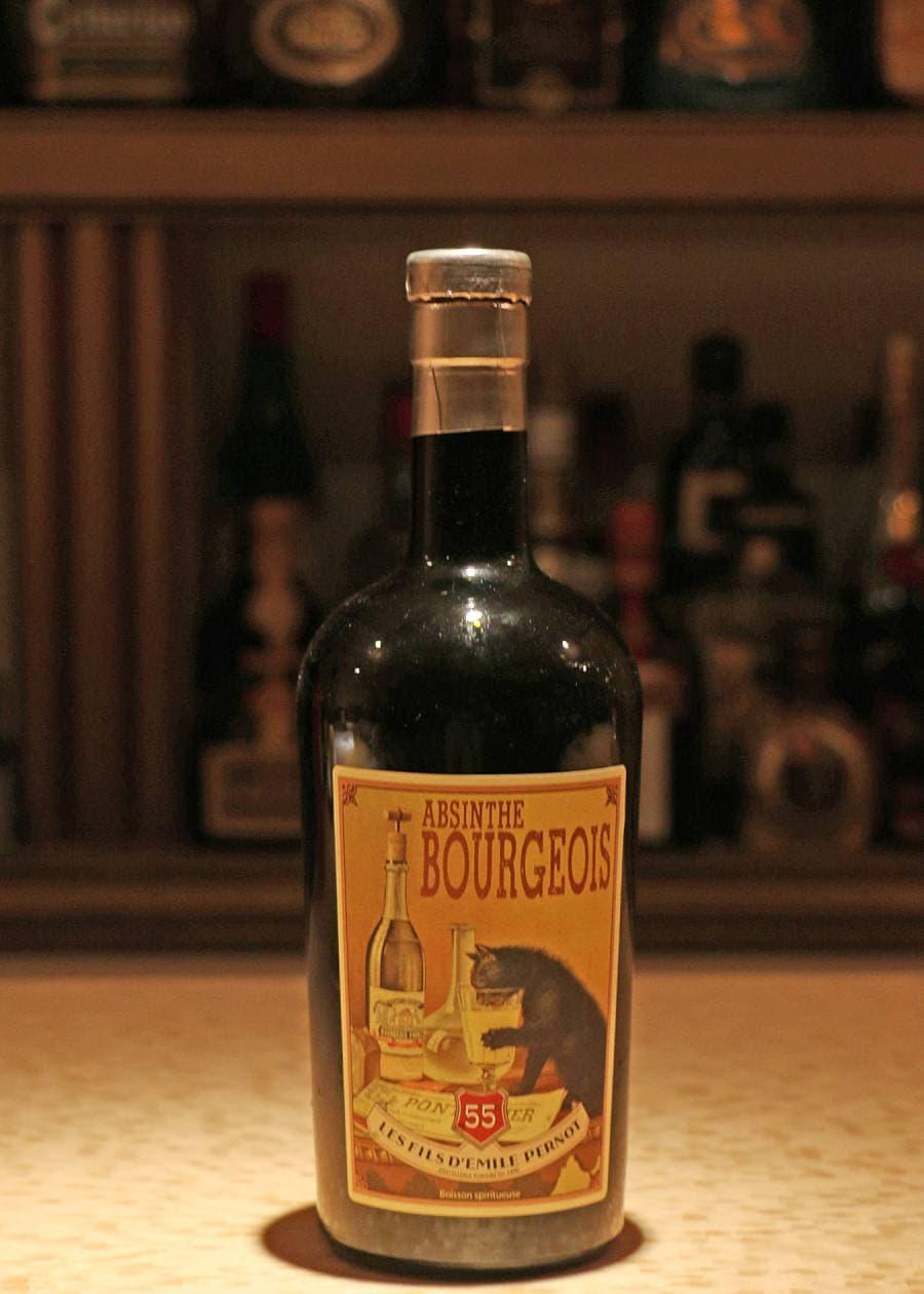 カクテル バー お酒 アブサン