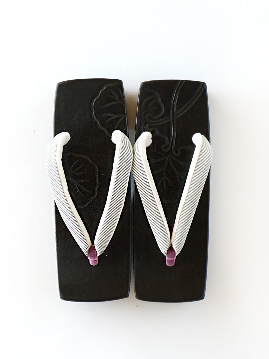 塗りの下駄 - Slide:4