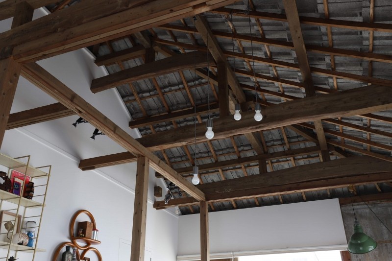 irregular INN Nakijin 天井 - Slide:5