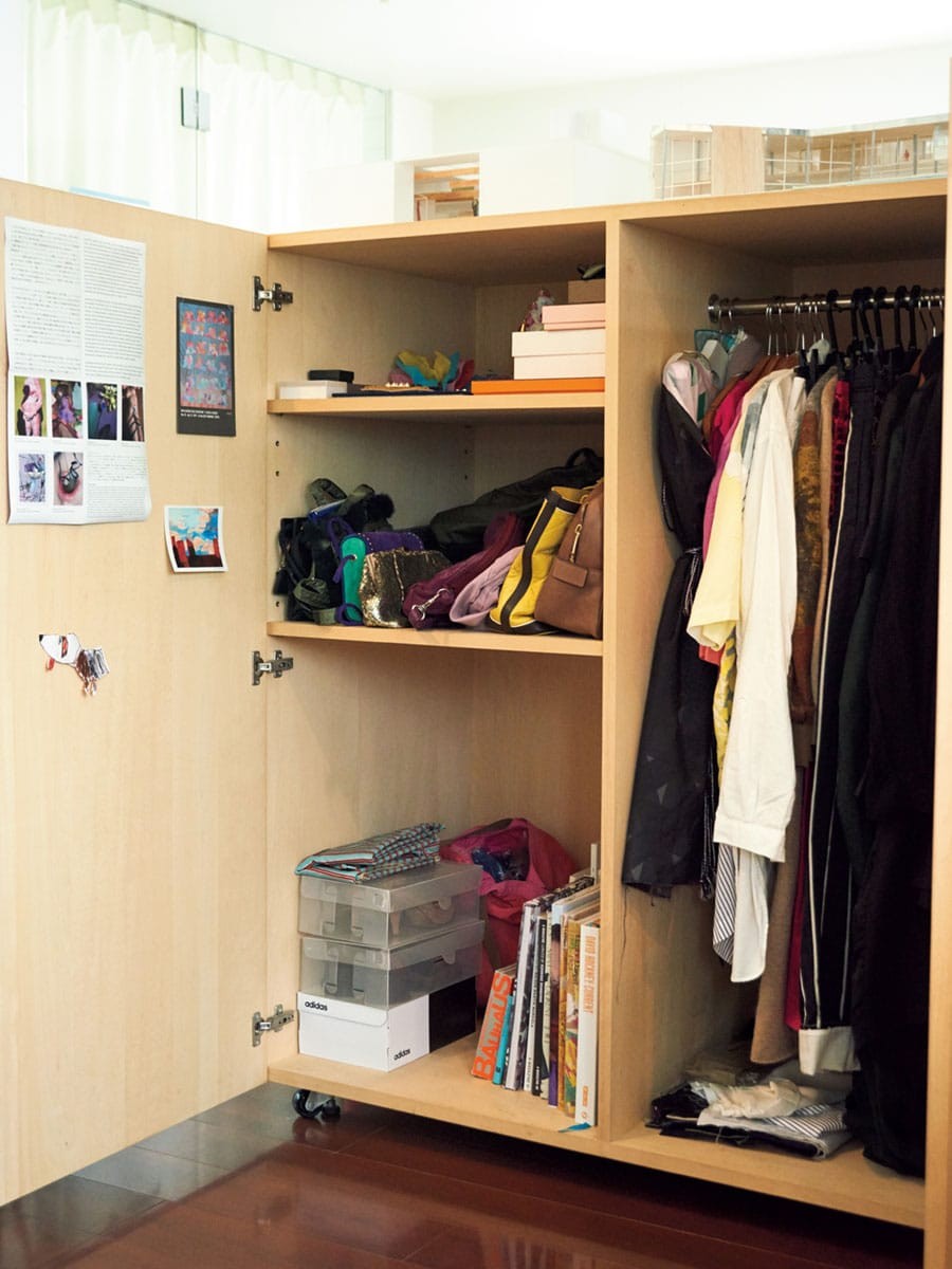 クローゼットスナップ クローゼット内 - Slide:1