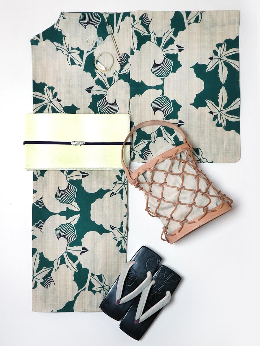 古典柄の浴衣 - Slide:1