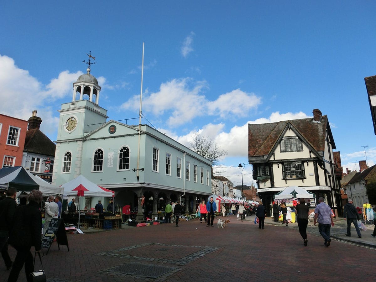 メルヘンチックな町の広場 - Slide:6