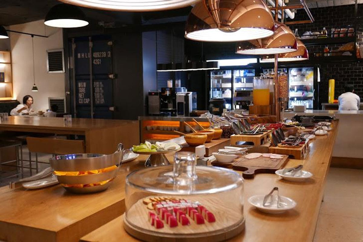 レッドドットホテル ビュッフェ - Slide:4