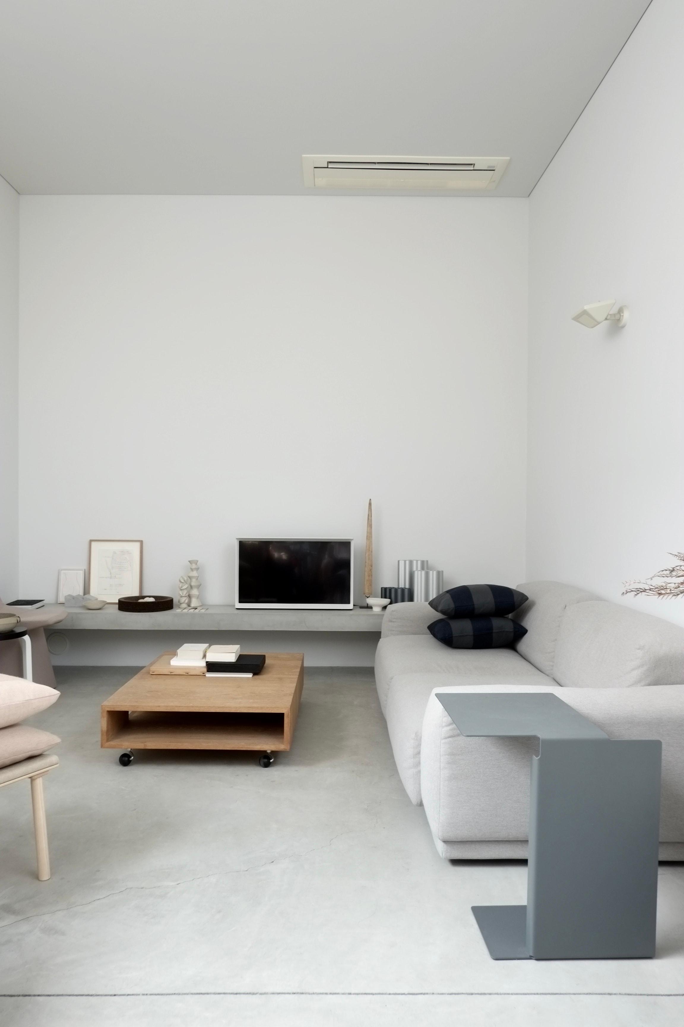 私と部屋 vol.23 自由設計のコーポラティブハウスで、家具を愛でる暮らし。 ー吉田 裕美佳さん - Slide:1