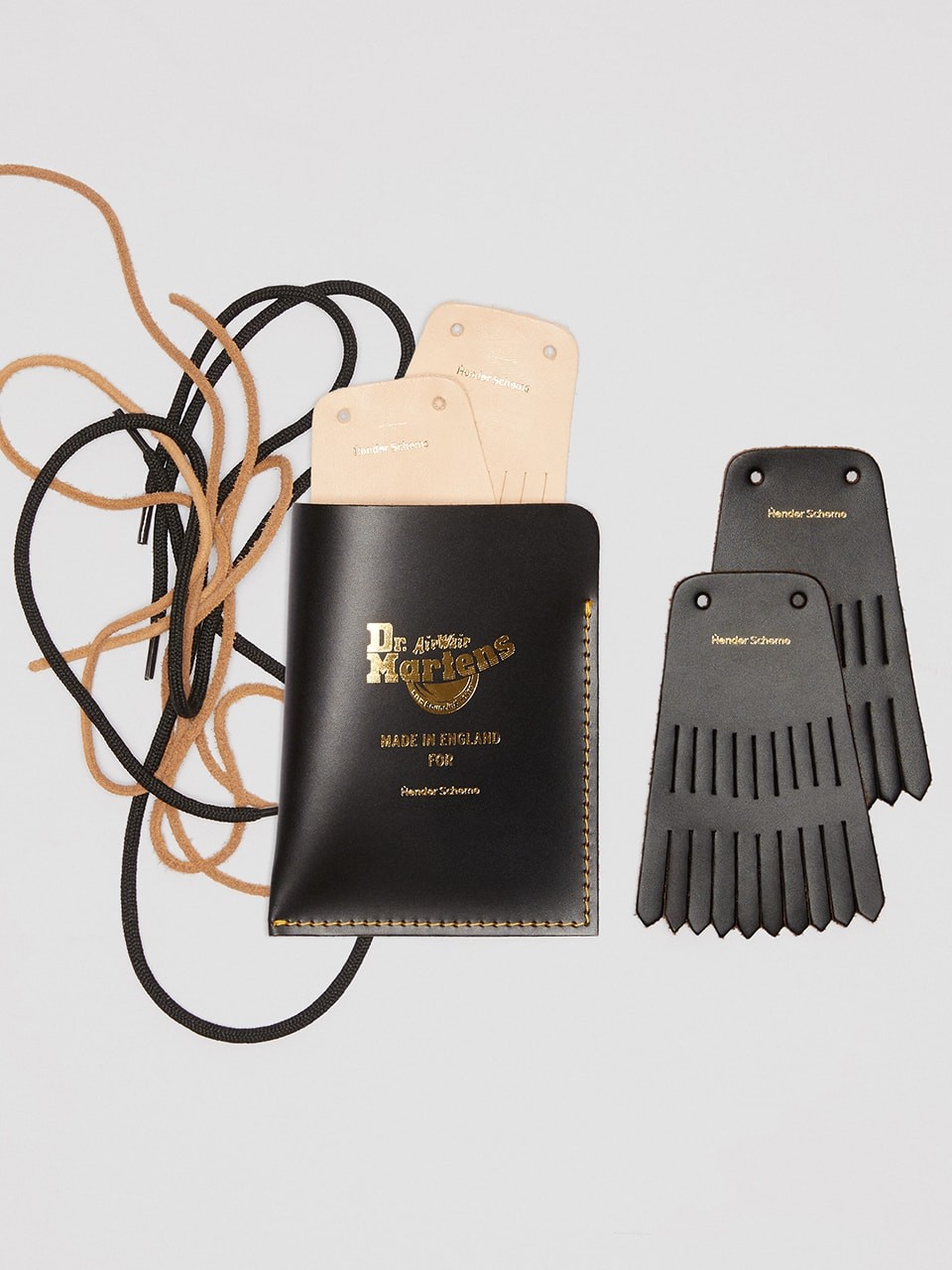 エンダースキーマ × ドクターマーチンが初コラボ!定番なのに全く新しい2つのシューズ - Slide:15