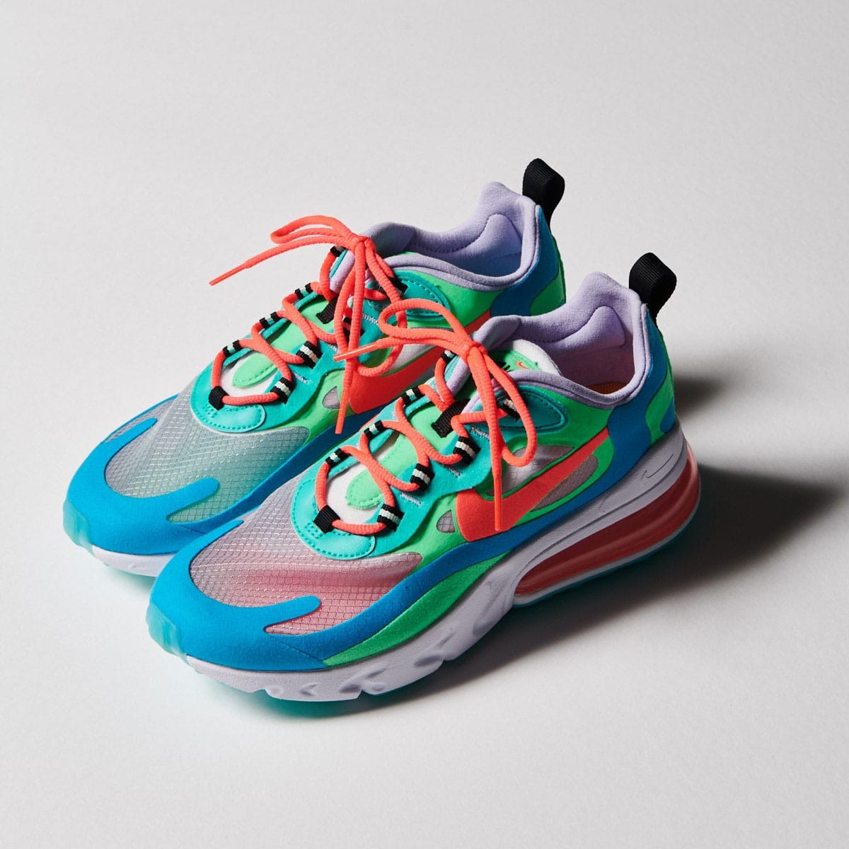 「ウィメンズ エア マックス 270 リアクト」スニーカー - Slide:3