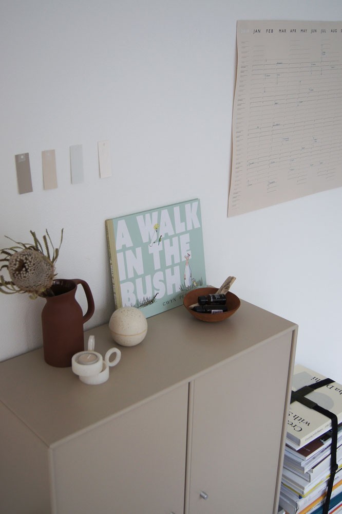 私と部屋 vol.26 ものに触れ、自分と対話しながら辿り着いた、ミニマルな空間。 ー古川真由子さん - Slide:2