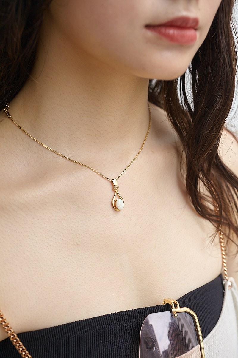 小物でモードな味付け。古着をシンプルでクリーンに着こなす|365日おしゃれスナップ - Slide:3