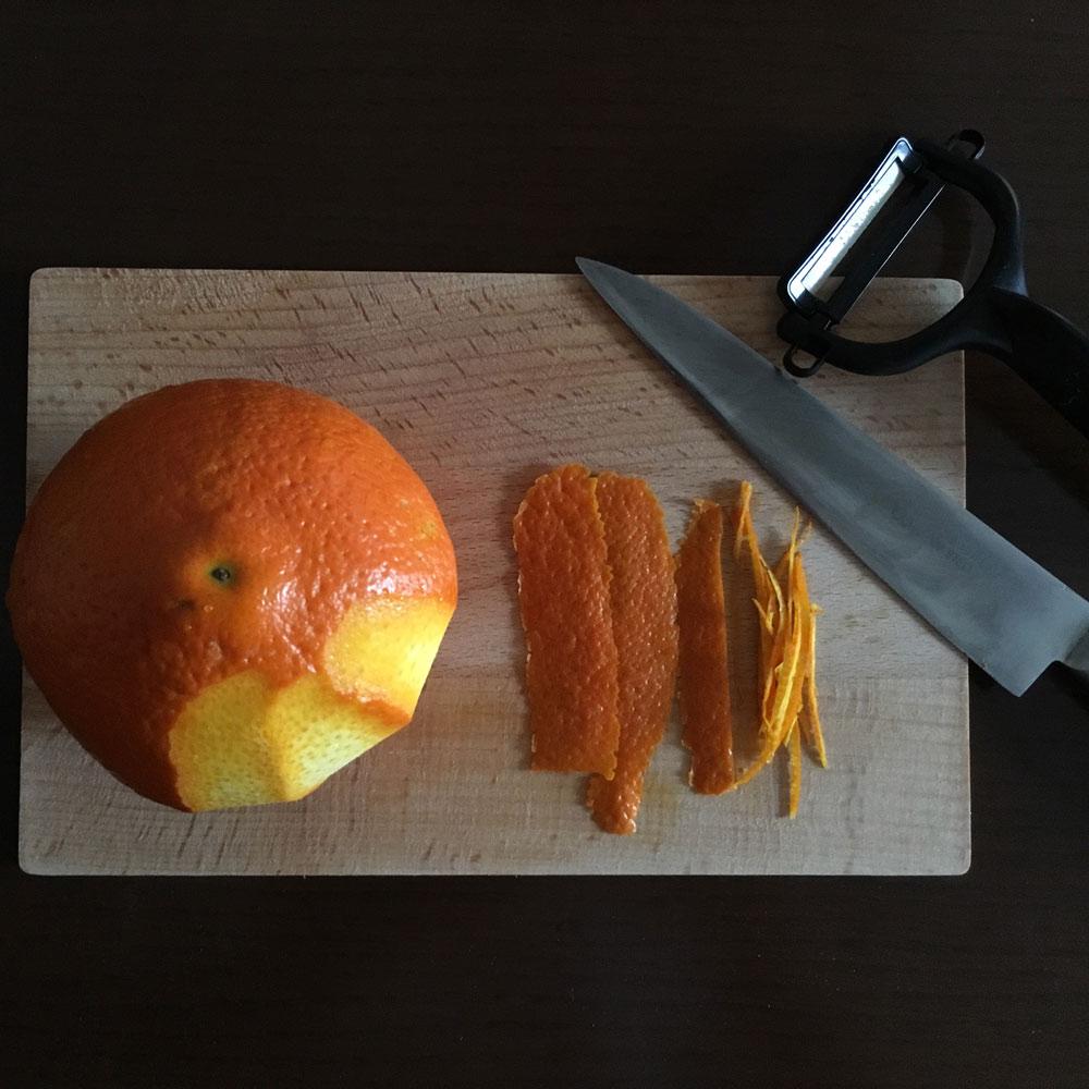 となりの5分メシ vol.9 オレンジとトマトのフルーツ・ベジ・サラダ - Slide:1
