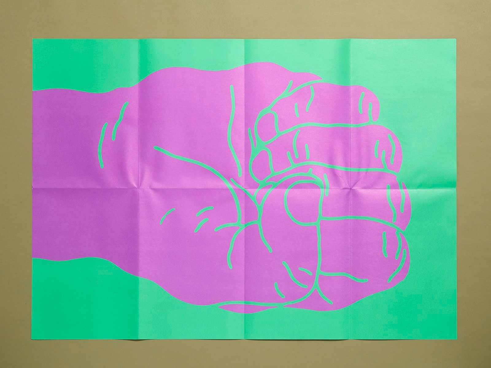 イギリス・ロンドン発の『Posterzine』 - Slide:12