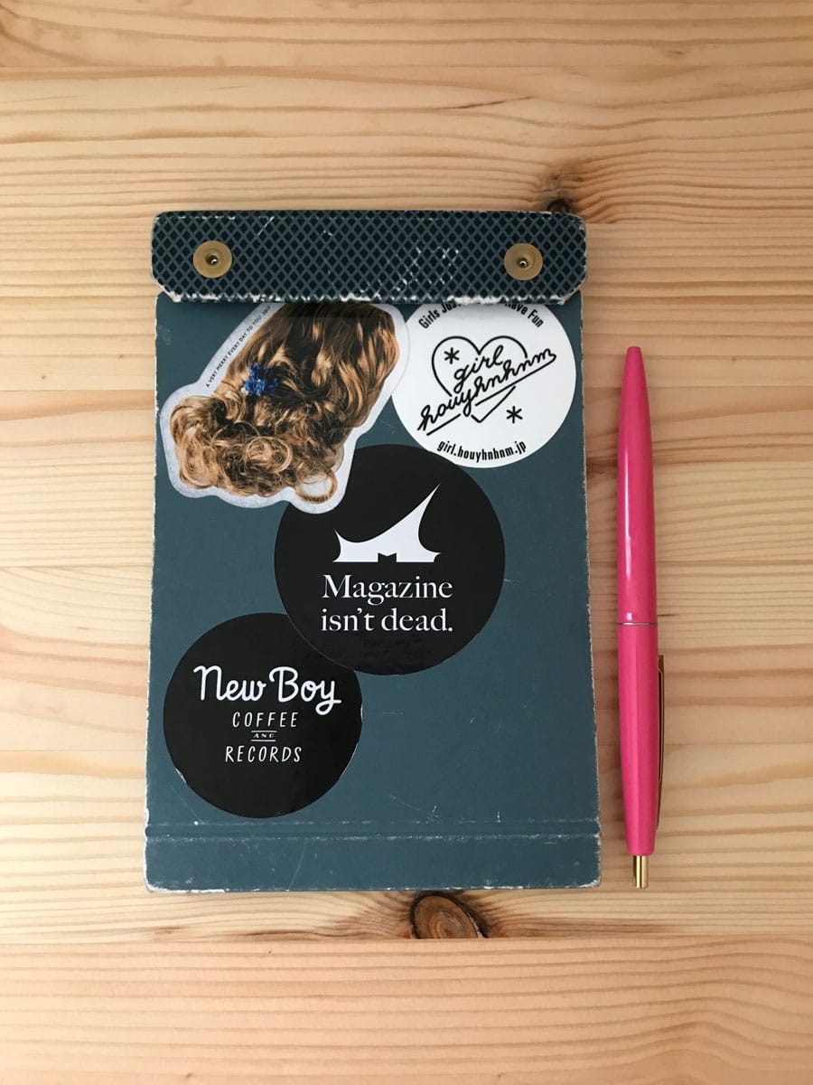 メモパッドとペン - Slide:1