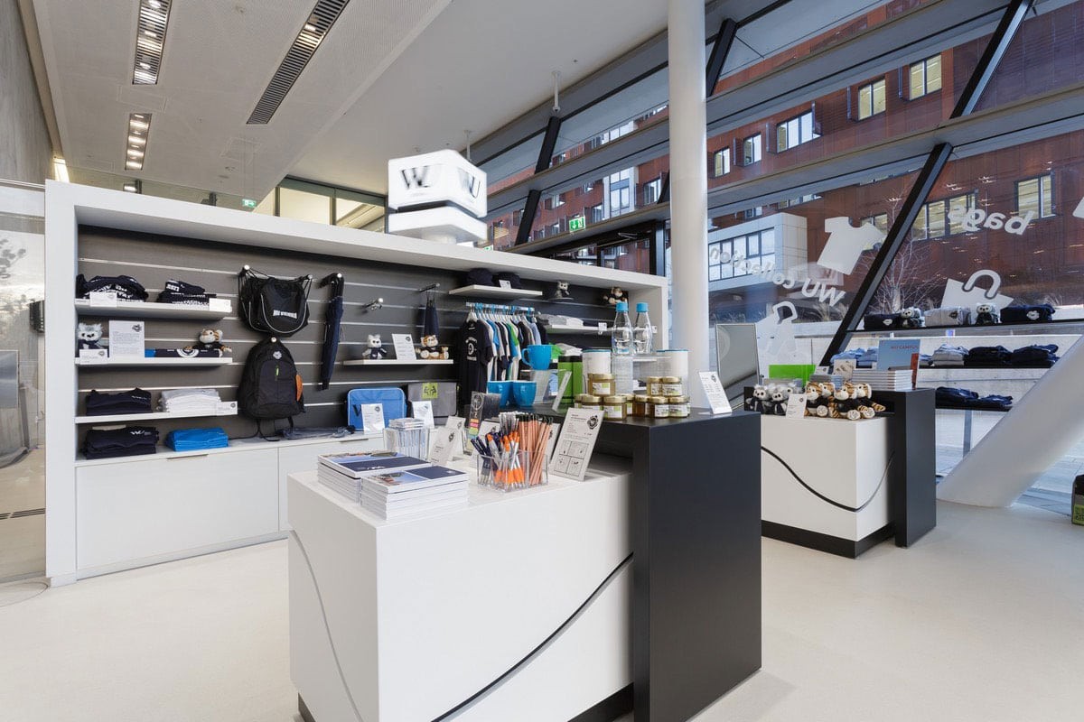 カレッジショップ - Slide:3