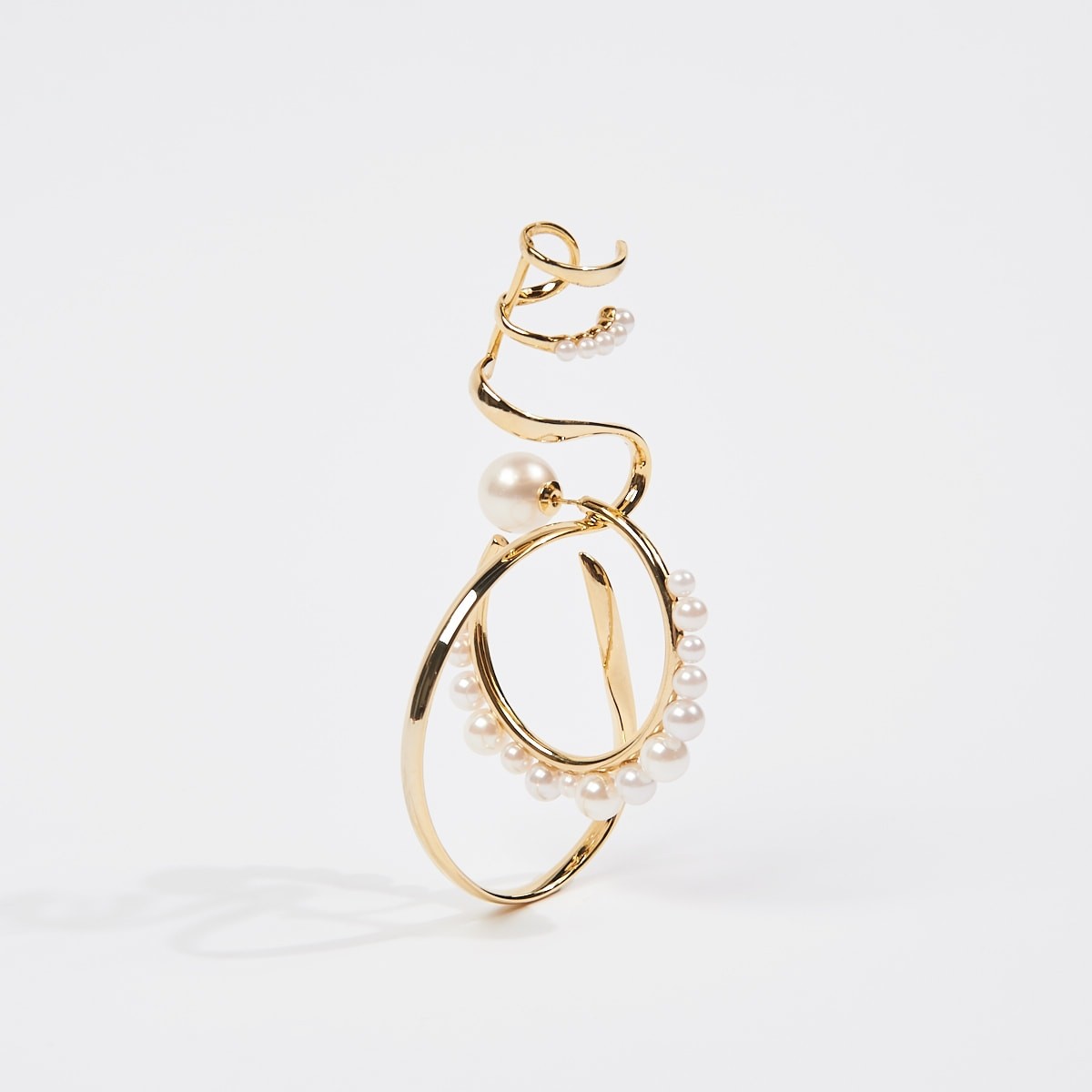 アディアムのイヤカフ - Slide:1