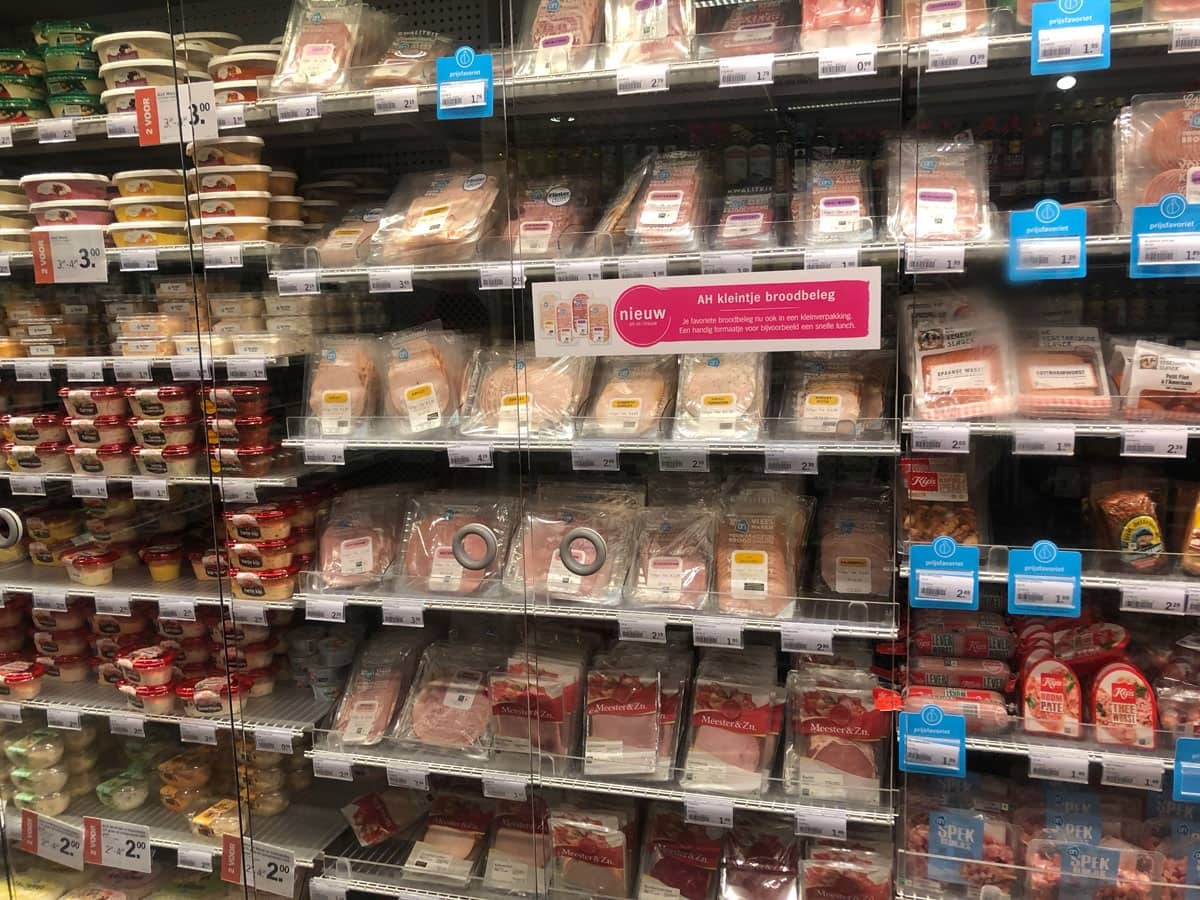 スーパーの商品棚 - Slide:3