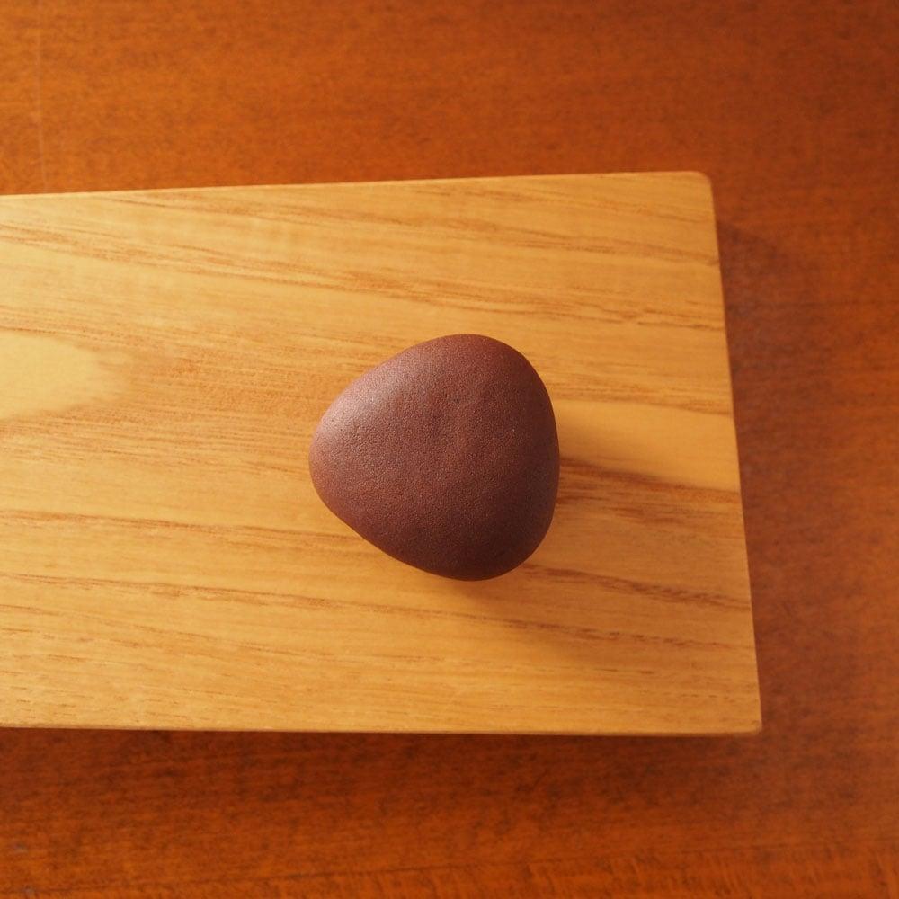 お菓子づくりのプロ直伝！大人のスイーツレシピ  03: チョコレート風ねりきり - Slide:7