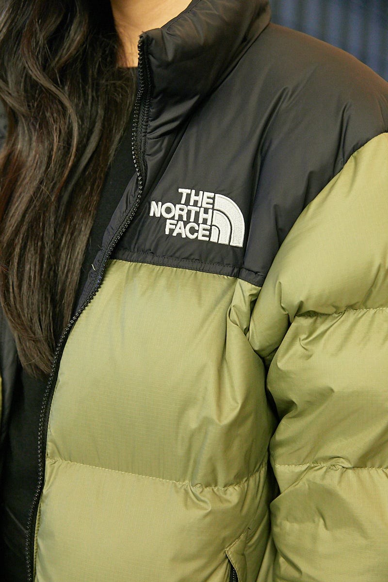 おしゃれスナップ,スナップ, 365日おしゃれスナップ, アルト:ギンザ 365日おしゃれスナップ fashionsnap GINZASNAP thenorthface - Slide:1
