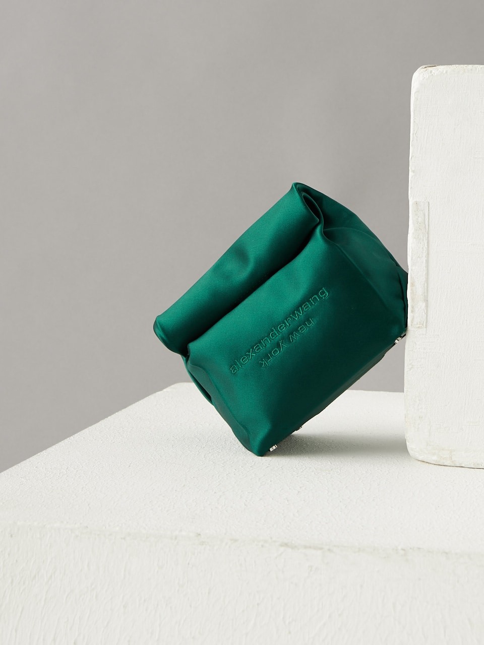 アレキサンダーワン、クラッチバッグ - Slide:16