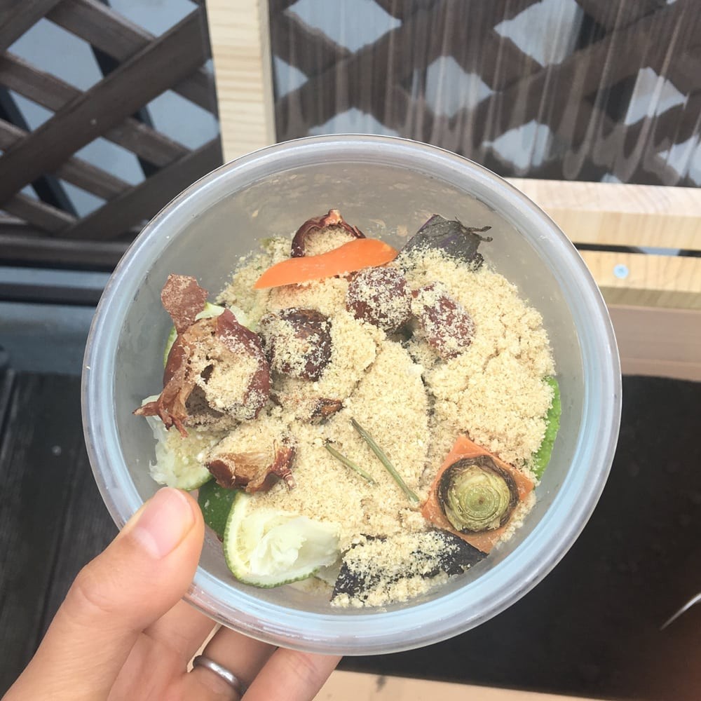 コンポスト スタイリスト木村舞子さんのサステナブルライフへの道! - Slide:1