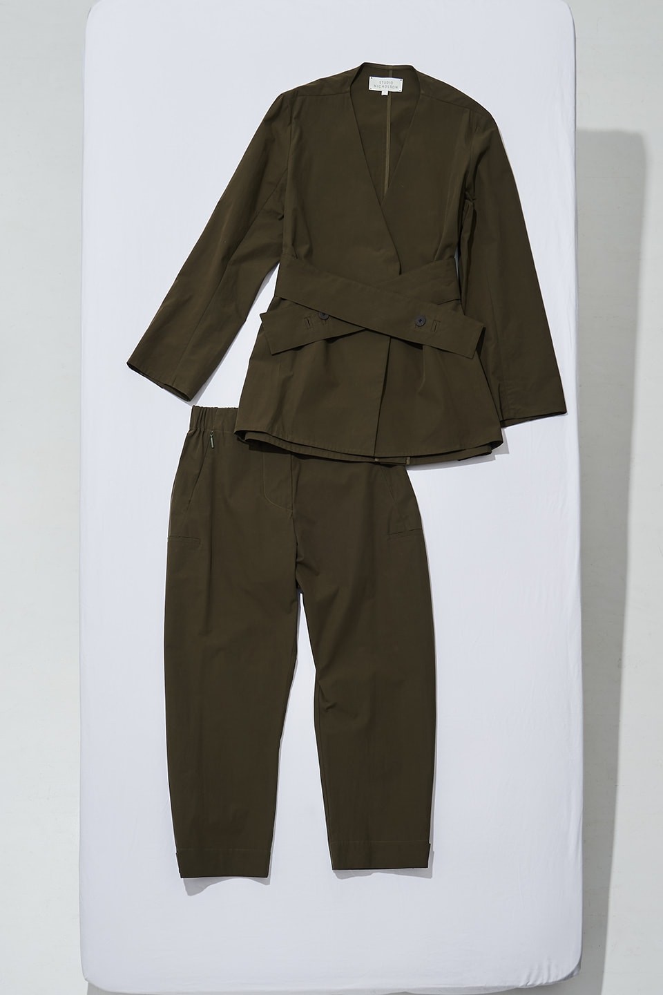 セットアップをフル活用!着回しスタイリング4選 - Slide:1