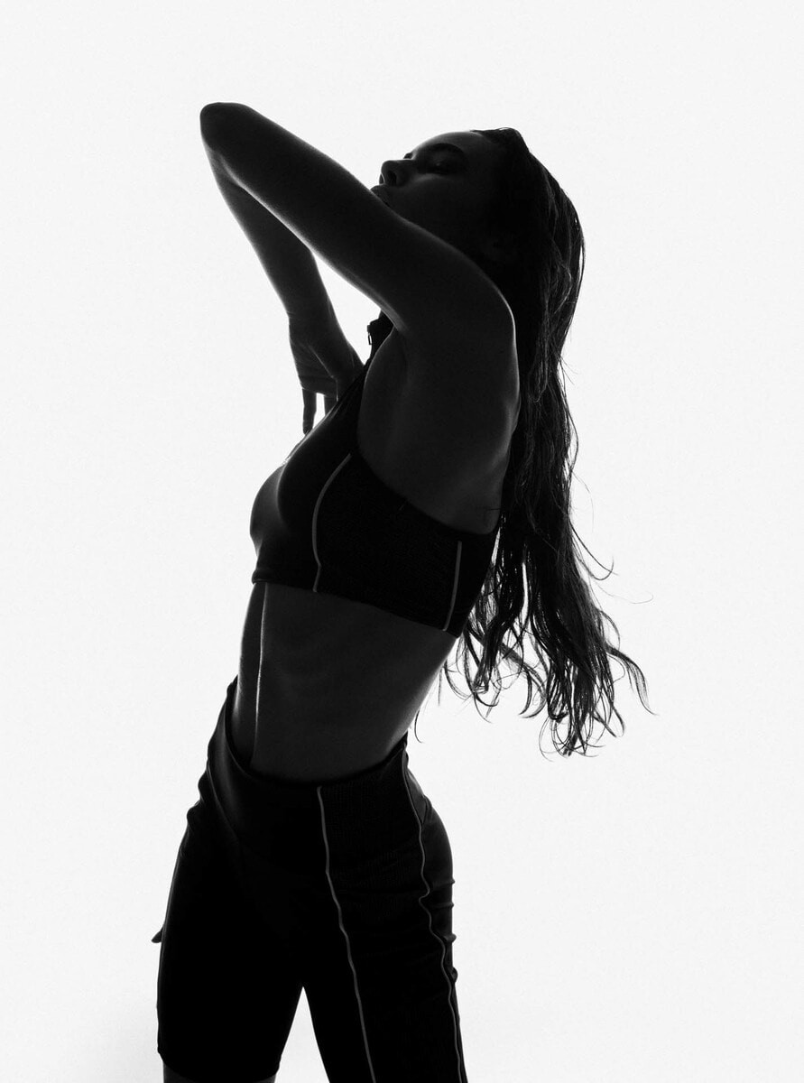 〈STUDIO R330〉のアイテムを着ている人 - Slide:5