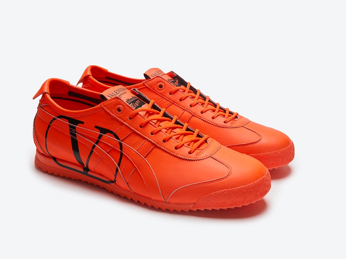 VALENTINO GARAVANI × ONITSUKA TIGER のモードなスニーカーコレクションを手に入れて! - Slide:5