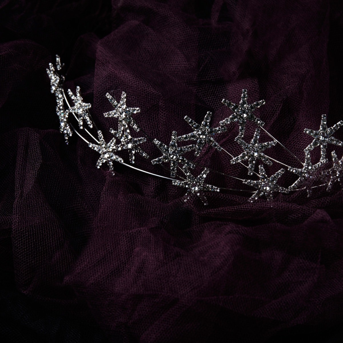 ジェニファー・ベアのティアラ - Slide:2