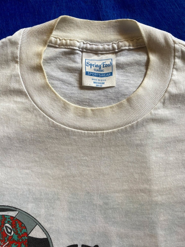 襟元の汚れ - Slide:2