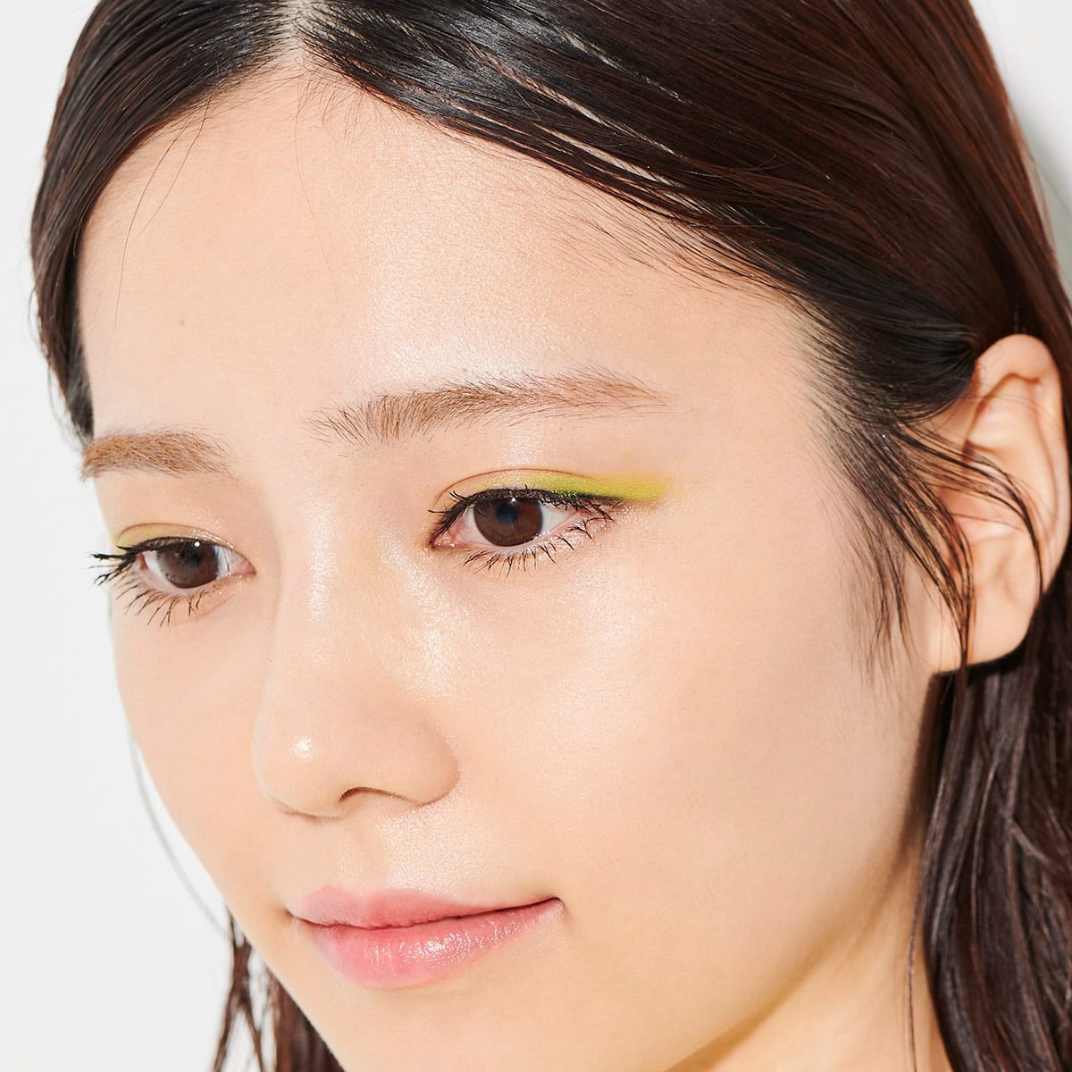 見習いエディター、ぱるる|お仕事アイメイク - Slide:1