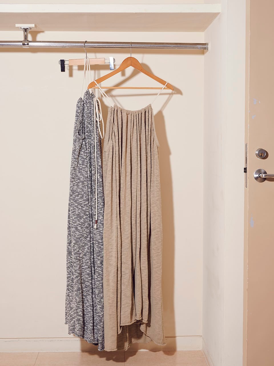 おうちで過ごすリラックスタイムから、お出かけまで。おしゃれで楽ちんウェア12選 - Slide:7