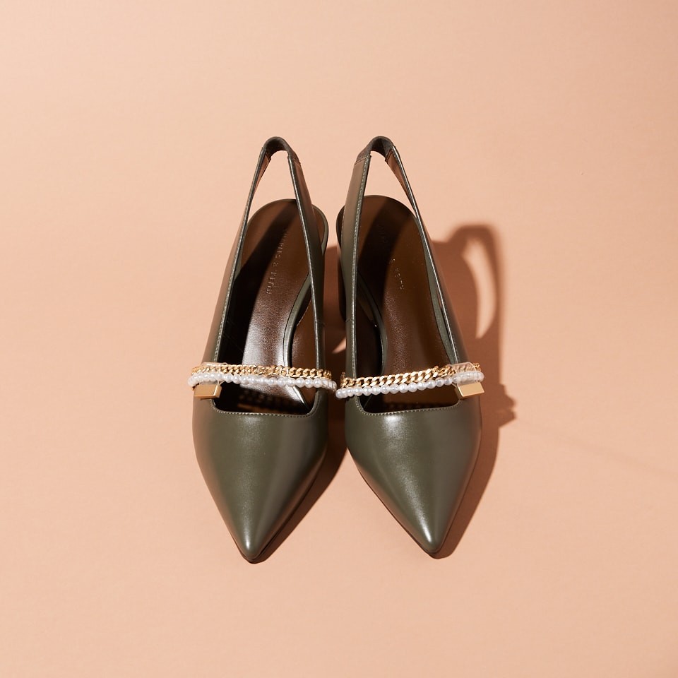 CHARLES & KEITHのパンプス - Slide:1