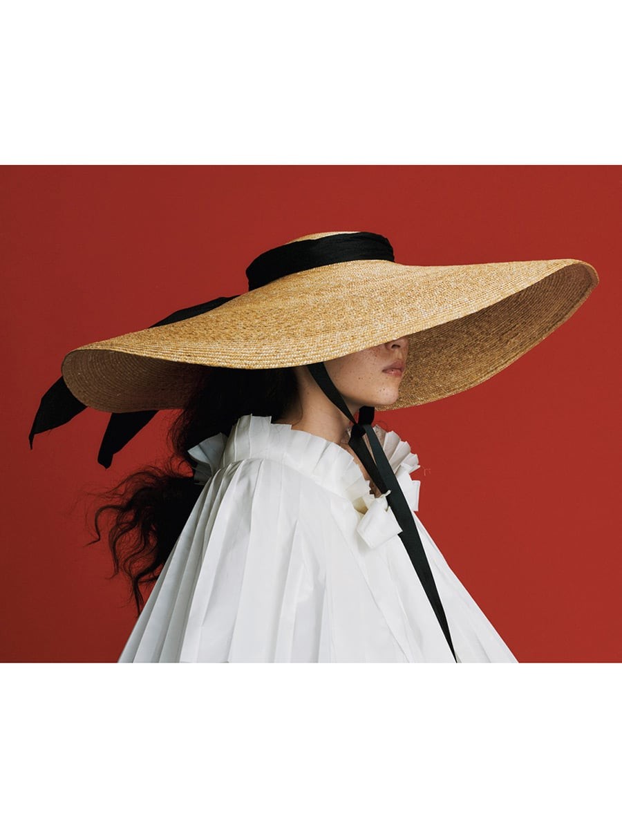 モトーラ世理奈|Eliurpi - Slide:1