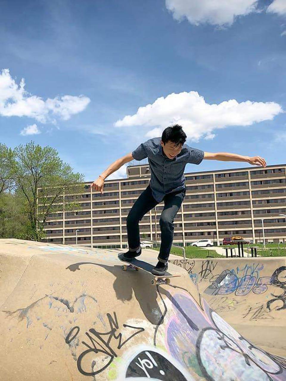 ビンリュー監督インタビュー|行き止まりの世界に生まれて