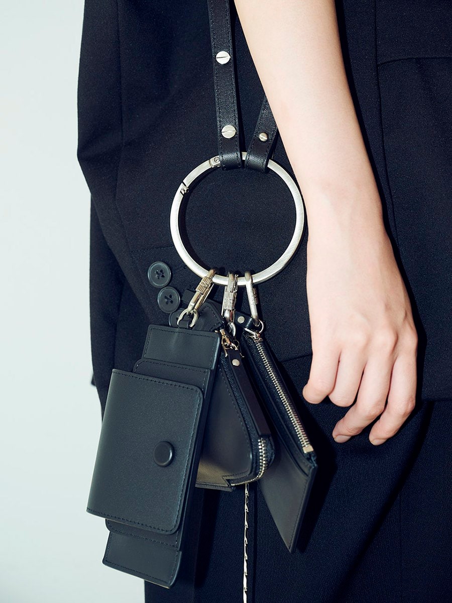 見習いエディターぱるる|島崎遥香|コインケース - Slide:4