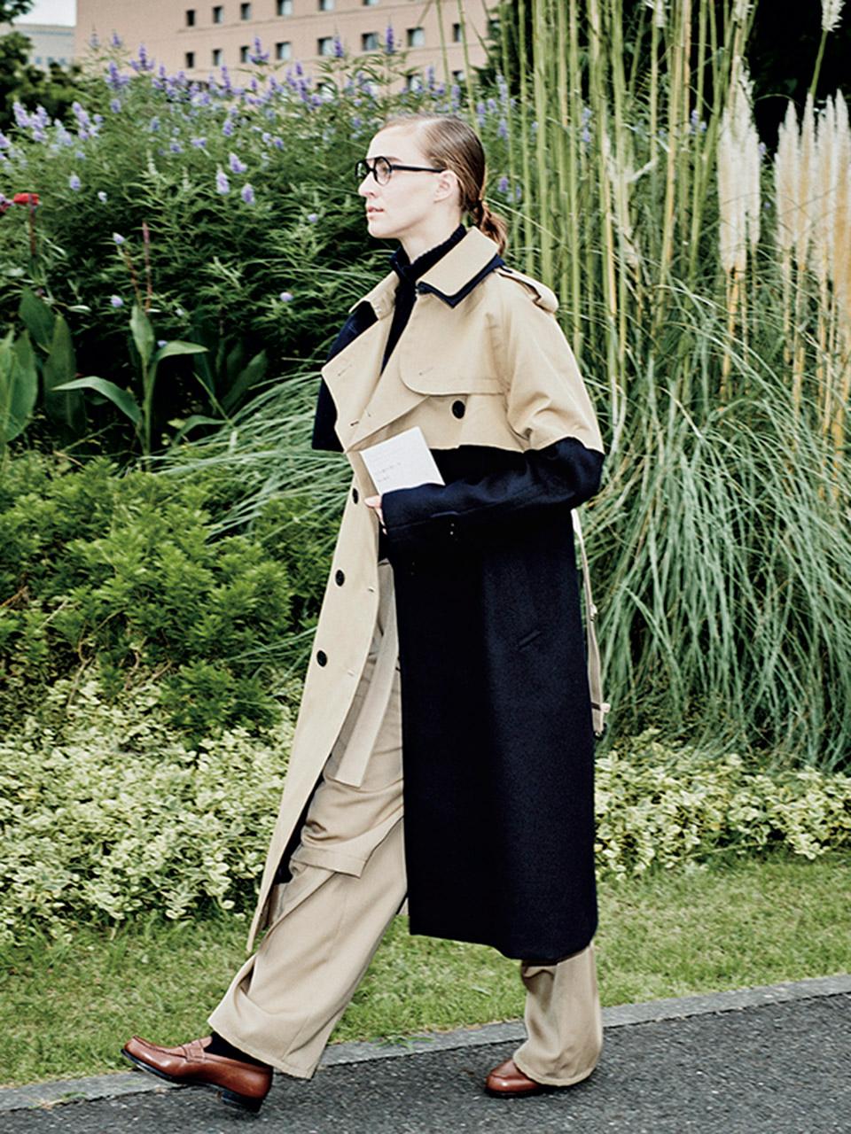 本とコート、未来のカノン