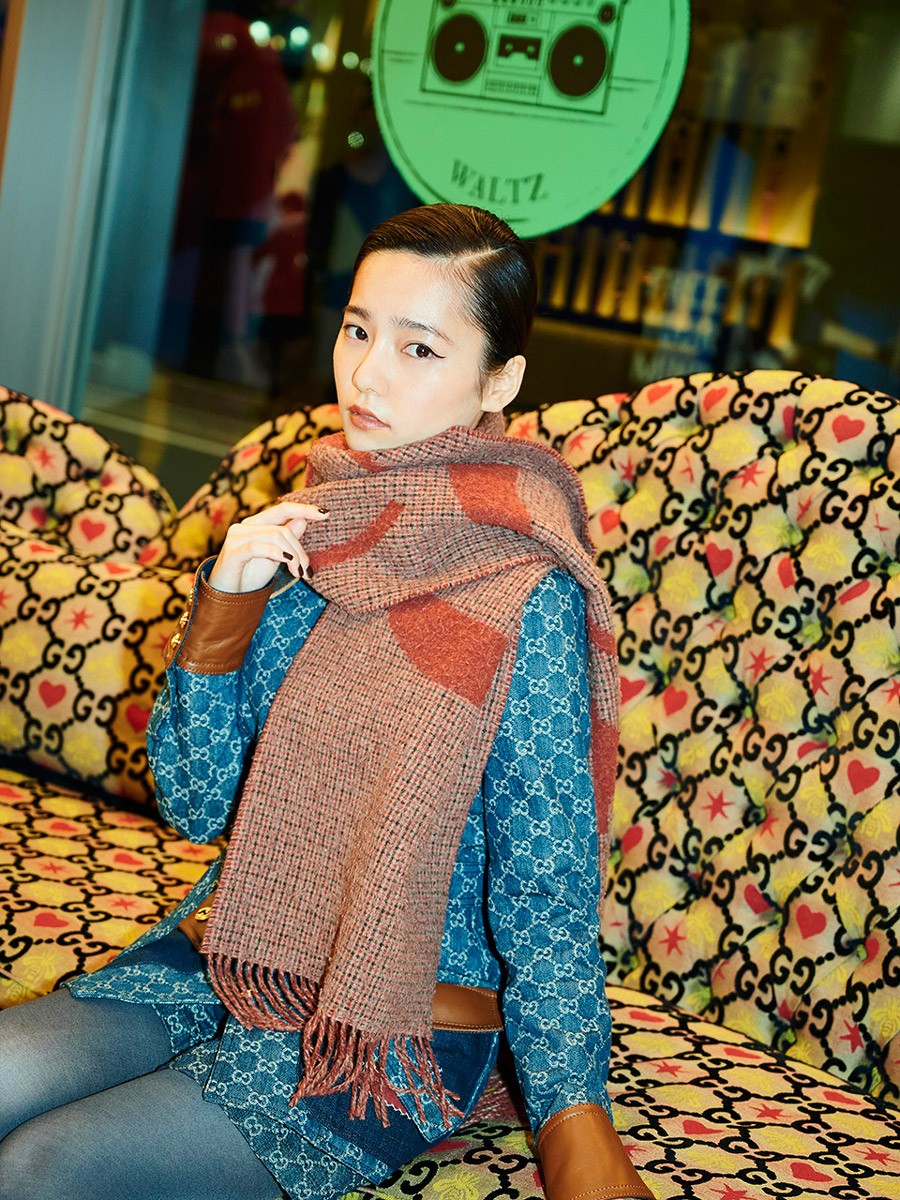 ぱるるとグッチのストール - Slide:3