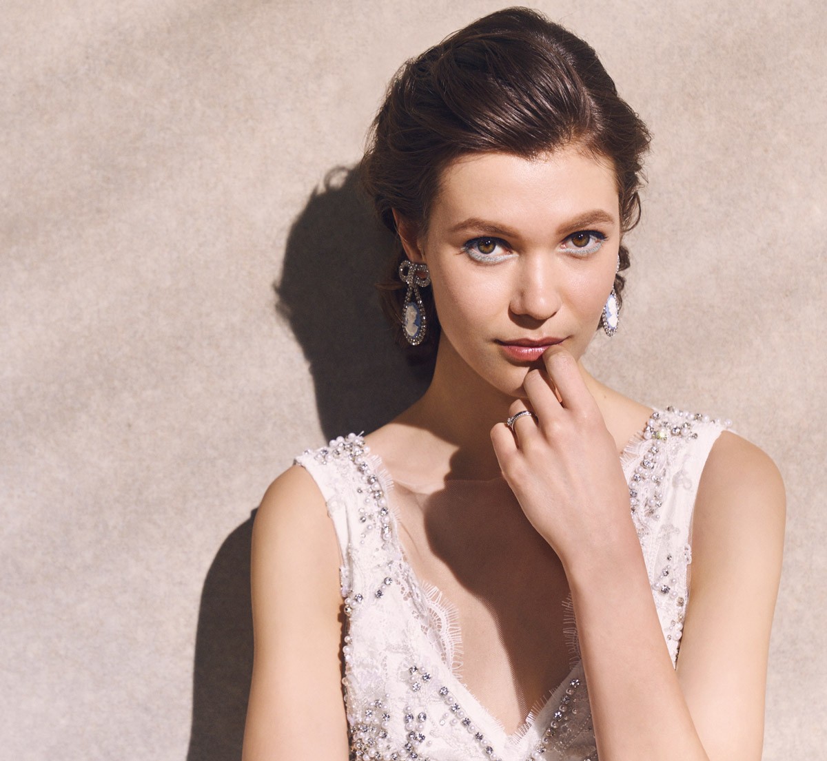 ノバレーゼ|クリスタルのイヤリング - Slide:3